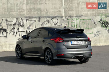 Хэтчбек Ford Focus 2017 в 