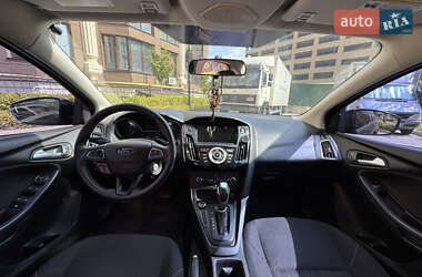Седан Ford Focus 2015 в 