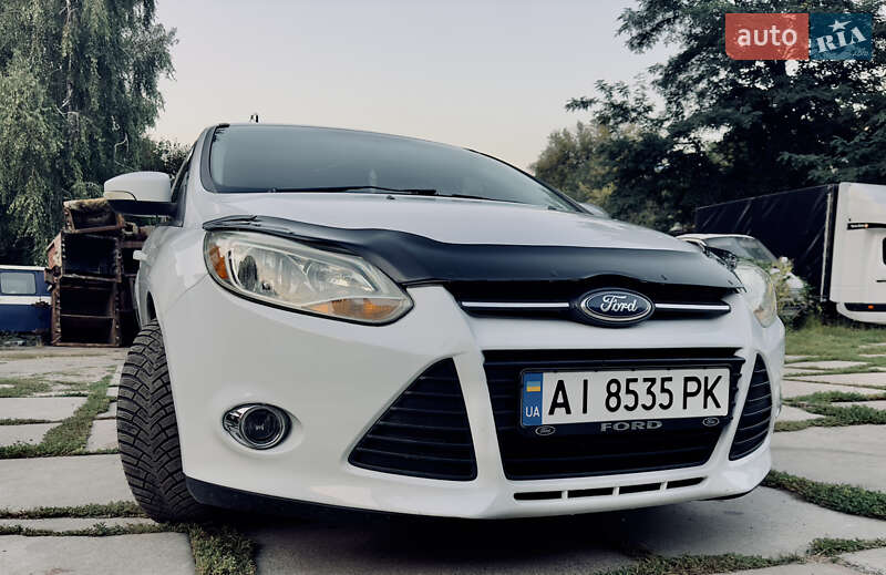 Седан Ford Focus 2014 в Киеве