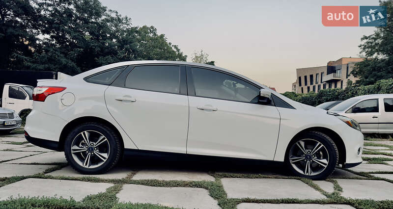 Седан Ford Focus 2014 в Киеве