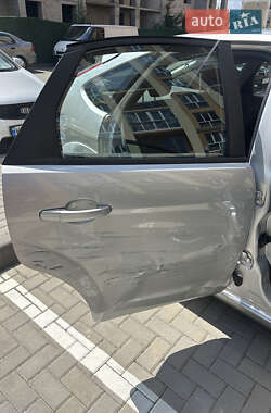 Хэтчбек Ford Focus 2009 в 