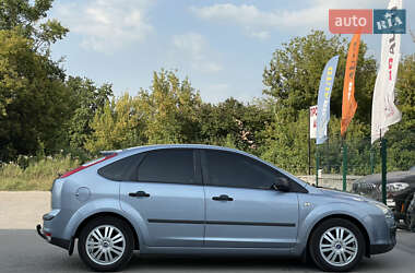 Хэтчбек Ford Focus 2005 в 