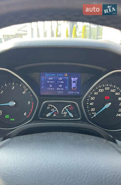 Универсал Ford Focus 2012 в 
