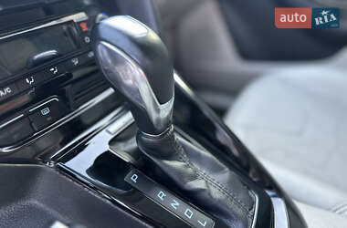 Хэтчбек Ford Focus 2014 в 