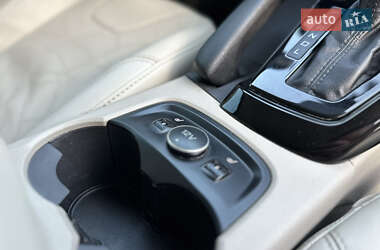 Хэтчбек Ford Focus 2014 в 