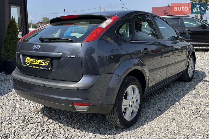 Хэтчбек Ford Focus 2006 в Коломые