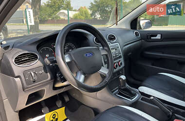 Хэтчбек Ford Focus 2006 в 