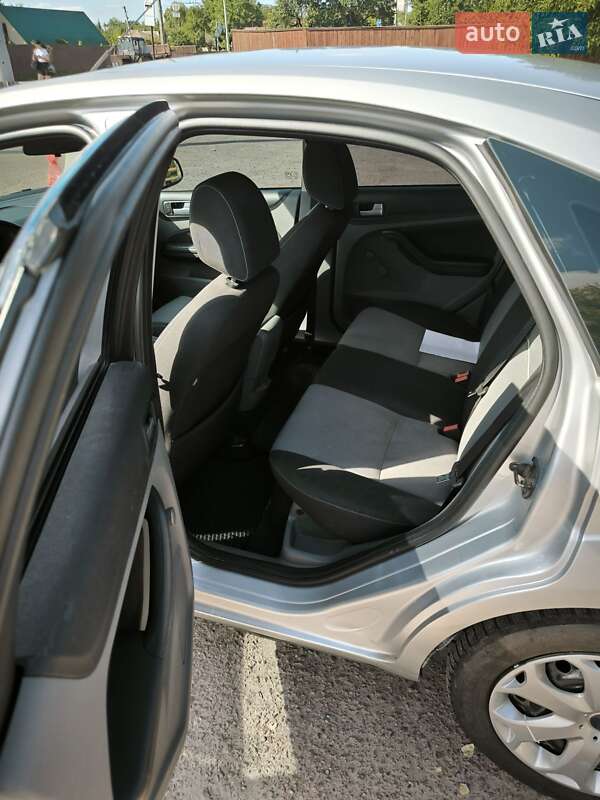 Хэтчбек Ford Focus 2011 в Чернигове