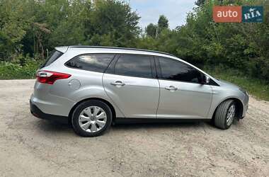 Универсал Ford Focus 2011 в 