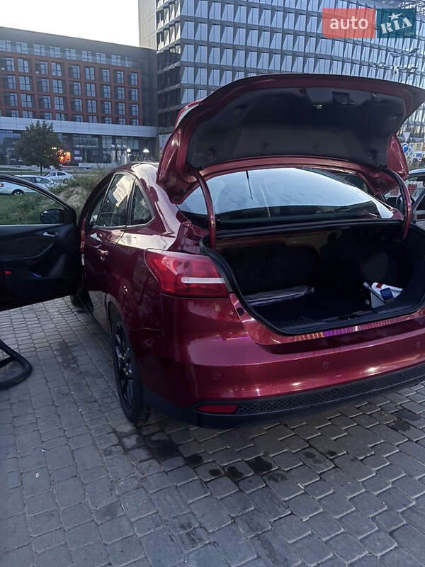 Седан Ford Focus 2016 в Львове