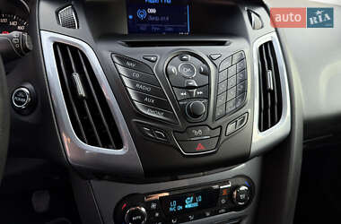Универсал Ford Focus 2012 в 