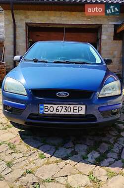 Хэтчбек Ford Focus 2006 в 