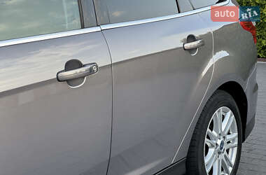 Универсал Ford Focus 2014 в 