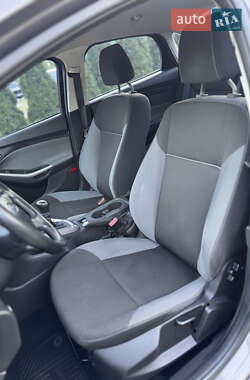 Седан Ford Focus 2013 в 