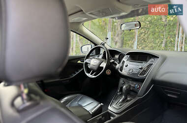 Хэтчбек Ford Focus 2015 в 