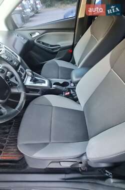 Седан Ford Focus 2012 в 