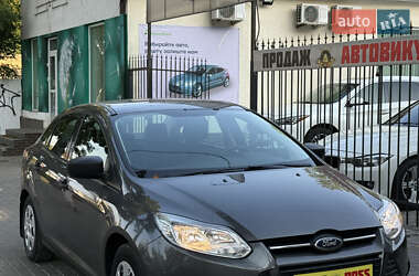 Седан Ford Focus 2012 в 