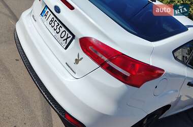 Седан Ford Focus 2016 в 