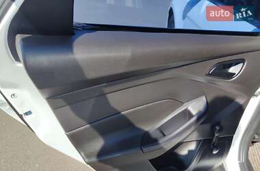Седан Ford Focus 2016 в 