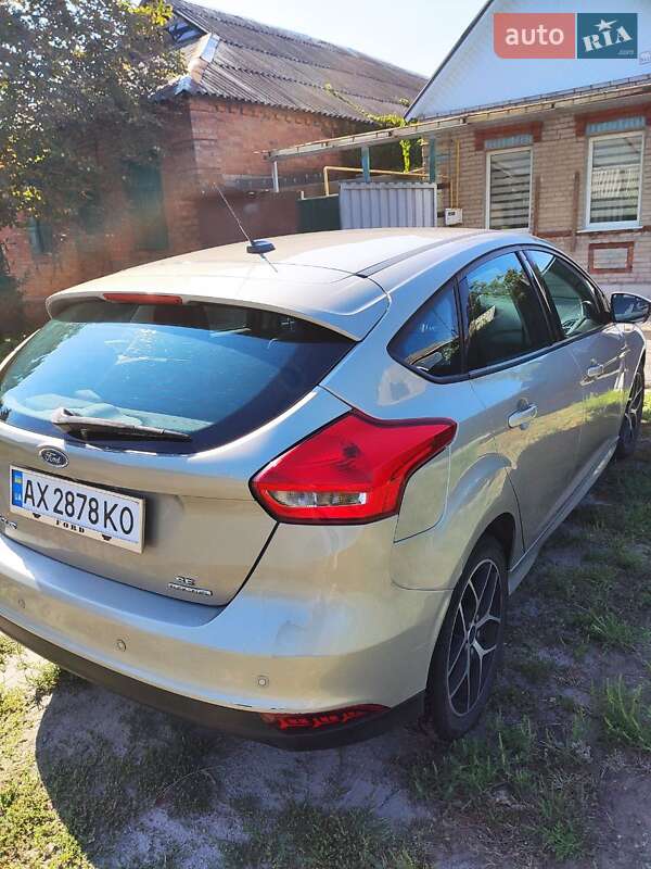 Хэтчбек Ford Focus 2015 в Харькове