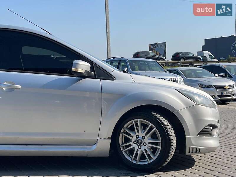 Хэтчбек Ford Focus 2010 в Львове фото 12 Хэтчбек Ford Focus 2010 в Львове