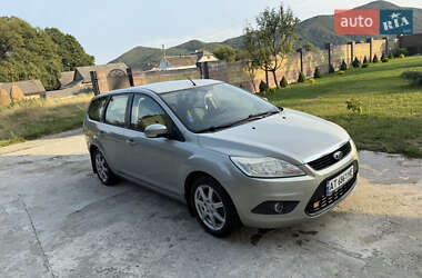 Універсал Ford Focus 2010 в Івано-Франківську