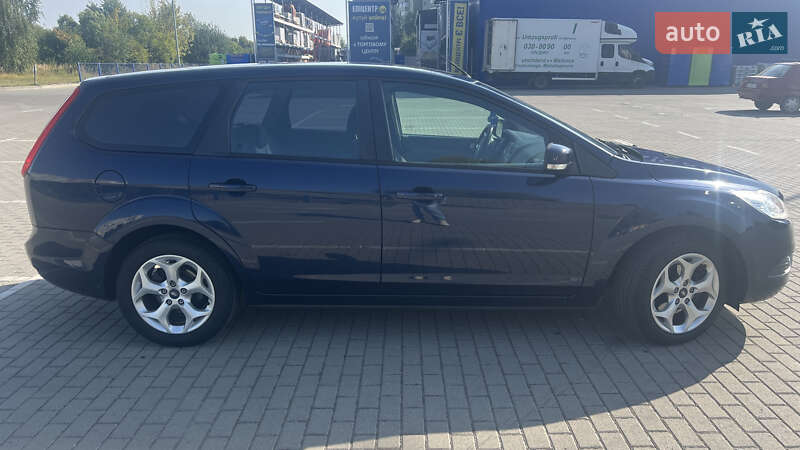 Универсал Ford Focus 2010 в Львове