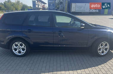 Универсал Ford Focus 2010 в 