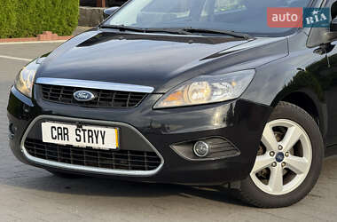 Универсал Ford Focus 2010 в 