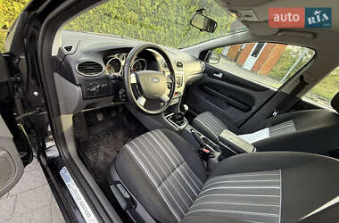 Универсал Ford Focus 2010 в 