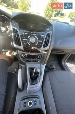 Универсал Ford Focus 2011 в 