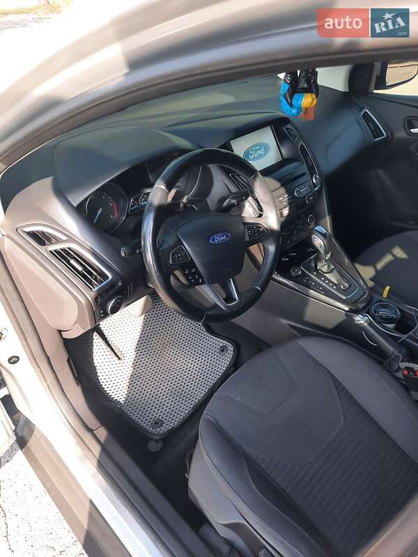 Универсал Ford Focus 2016 в Владимире фото 5 Универсал Ford Focus 2016 в Владимире