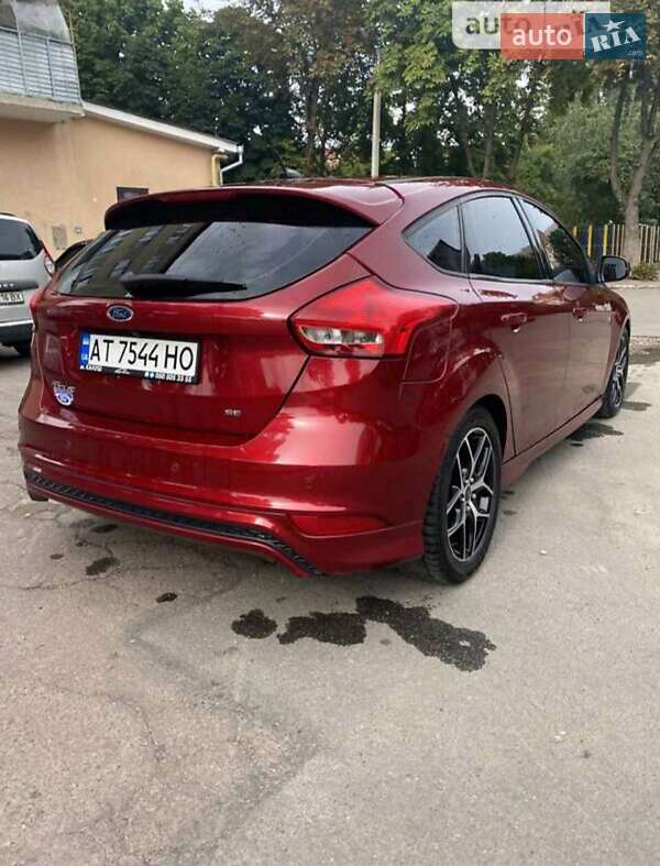 Хэтчбек Ford Focus 2015 в Ивано-Франковске