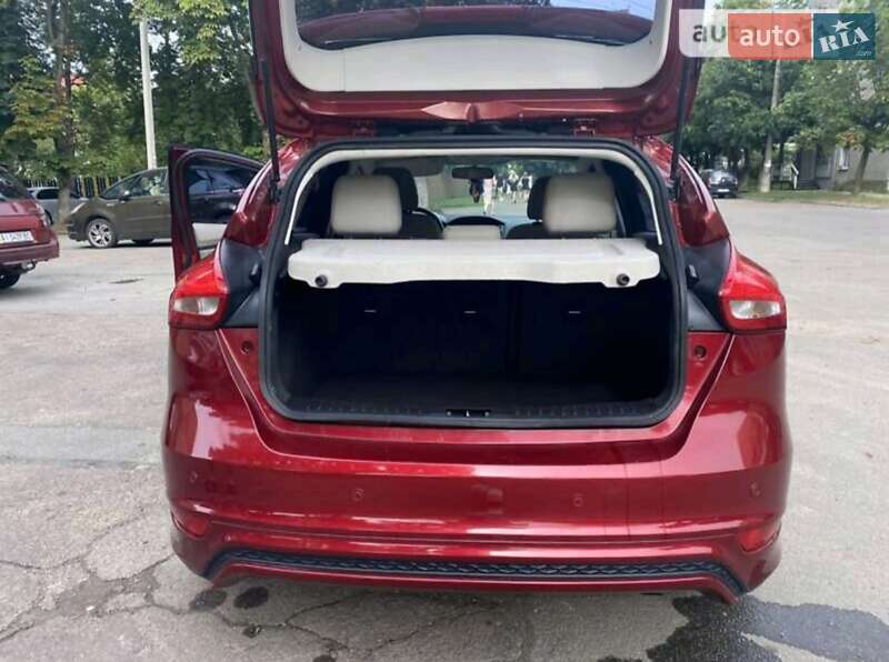Хэтчбек Ford Focus 2015 в Ивано-Франковске