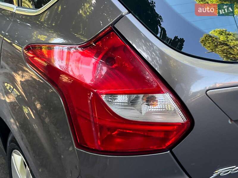 Хэтчбек Ford Focus 2012 в Киеве фото 14 Хэтчбек Ford Focus 2012 в Киеве