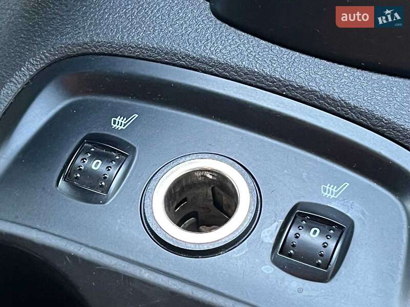 Хэтчбек Ford Focus 2012 в Киеве фото 24 Хэтчбек Ford Focus 2012 в Киеве