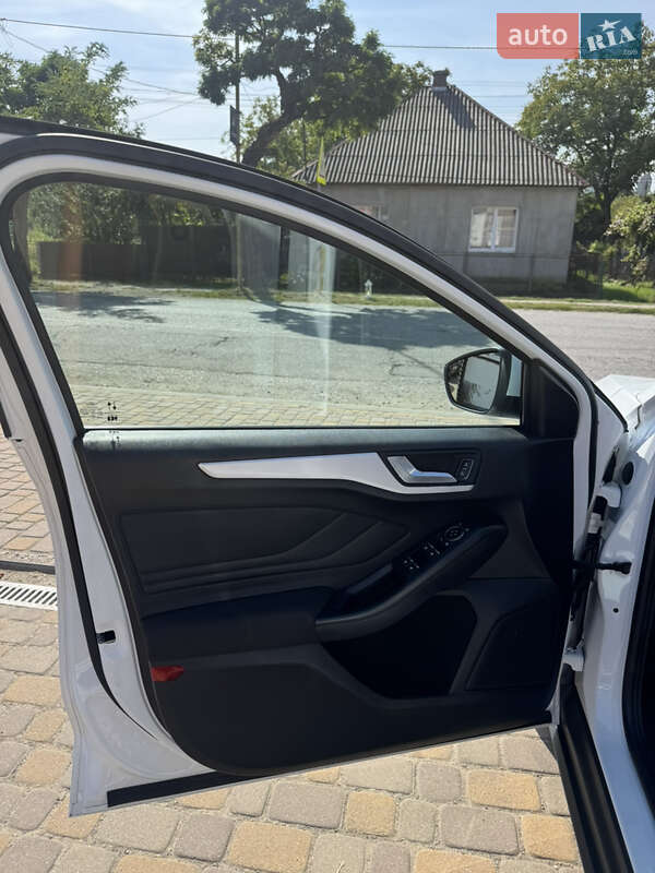 Універсал Ford Focus 2020 в Сваляві фото 23 Універсал Ford Focus 2020 в Сваляві
