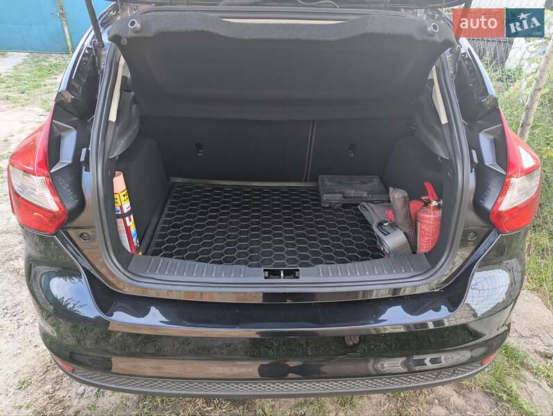 Хэтчбек Ford Focus 2012 в Житомире фото 12 Хэтчбек Ford Focus 2012 в Житомире