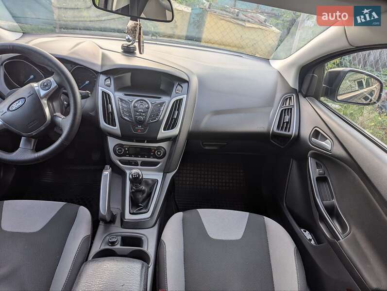 Хэтчбек Ford Focus 2012 в Житомире фото 18 Хэтчбек Ford Focus 2012 в Житомире