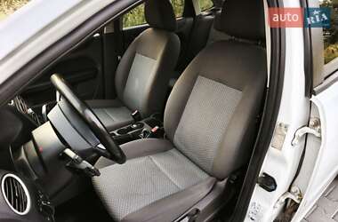 Седан Ford Focus 2007 в 