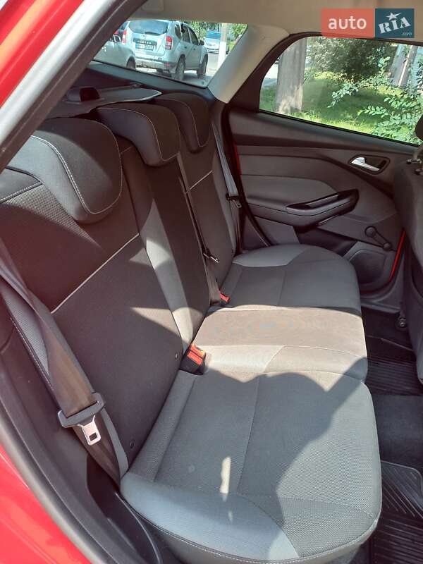 Универсал Ford Focus 2012 в Киеве фото 8 Универсал Ford Focus 2012 в Киеве