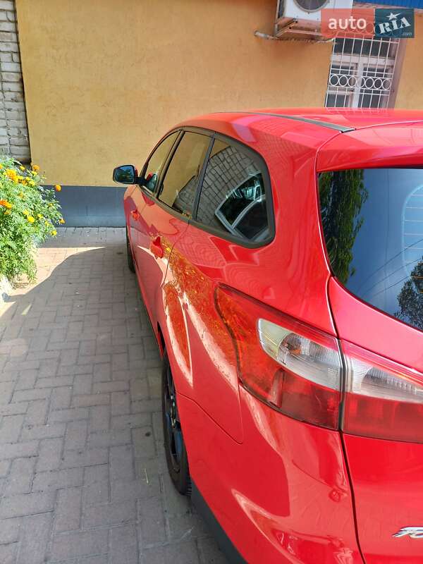 Универсал Ford Focus 2012 в Киеве фото 17 Универсал Ford Focus 2012 в Киеве