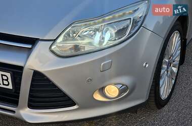 Седан Ford Focus 2011 в 