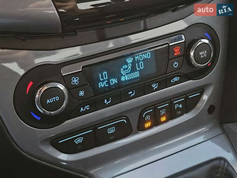 Седан Ford Focus 2011 в Днепре фото 18 Седан Ford Focus 2011 в Днепре