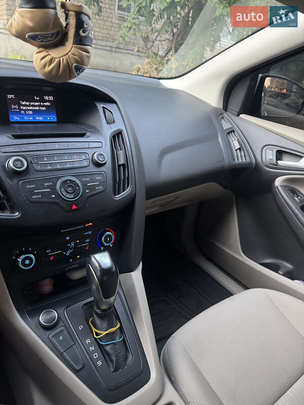 Седан Ford Focus 2015 в Харькове фото 8 Седан Ford Focus 2015 в Харькове