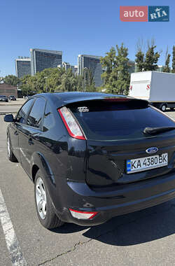 Хэтчбек Ford Focus 2010 в Киеве