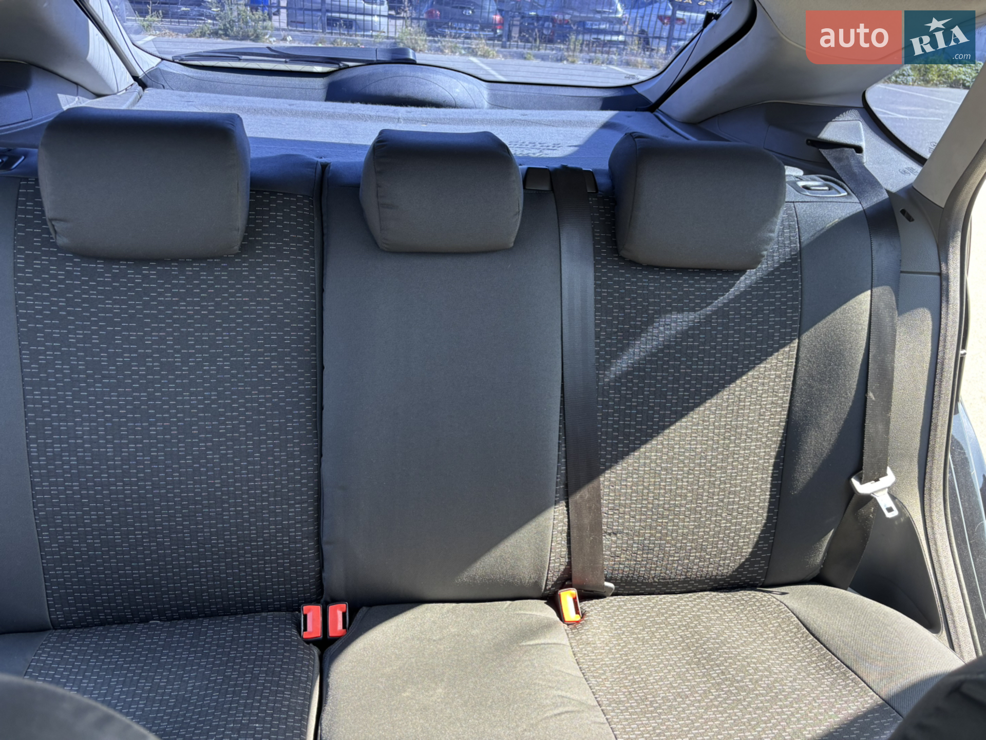 2010 Ford Focus - мініатюра 11