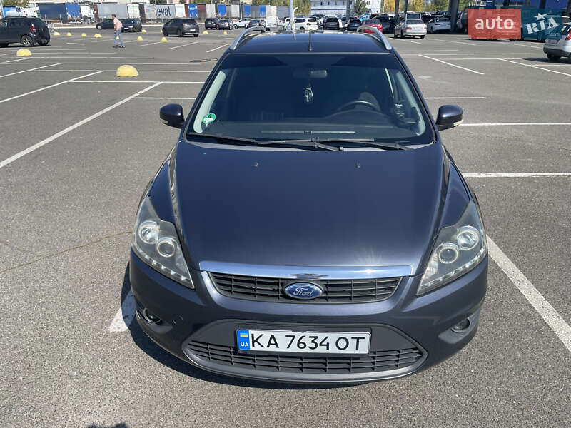 Универсал Ford Focus 2010 в 