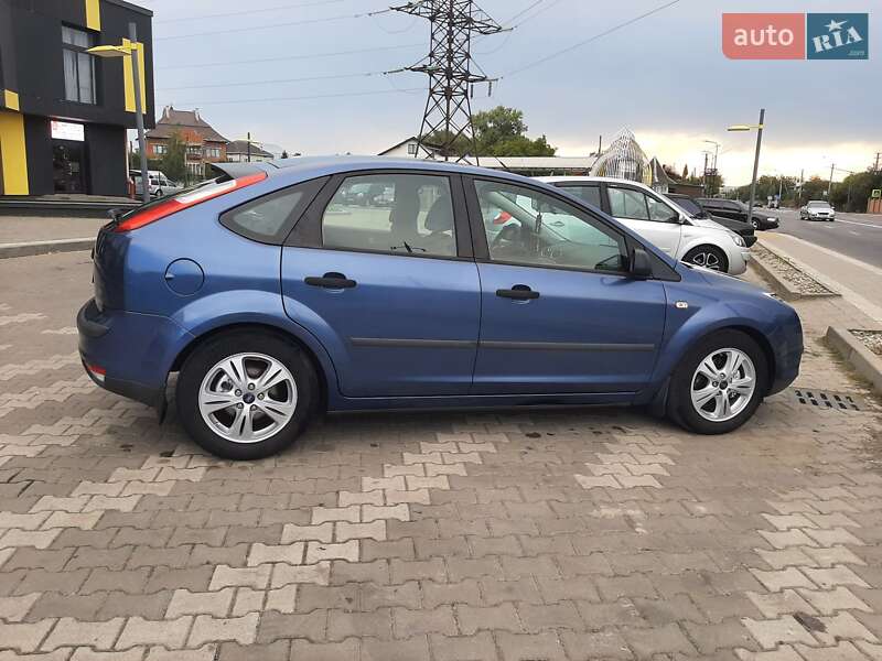 Хэтчбек Ford Focus 2006 в Ивано-Франковске фото 3 Хэтчбек Ford Focus 2006 в Ивано-Франковске
