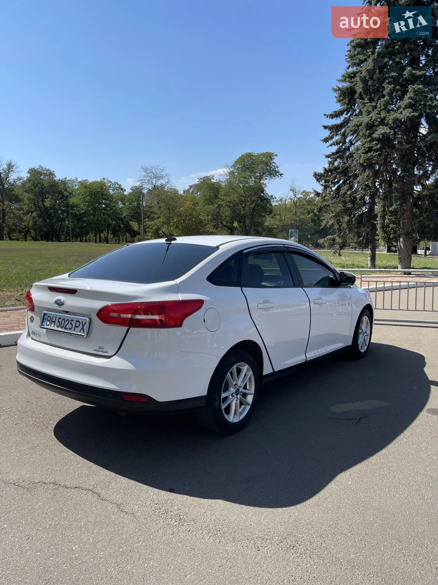 2015 Ford Focus - мініатюра 10